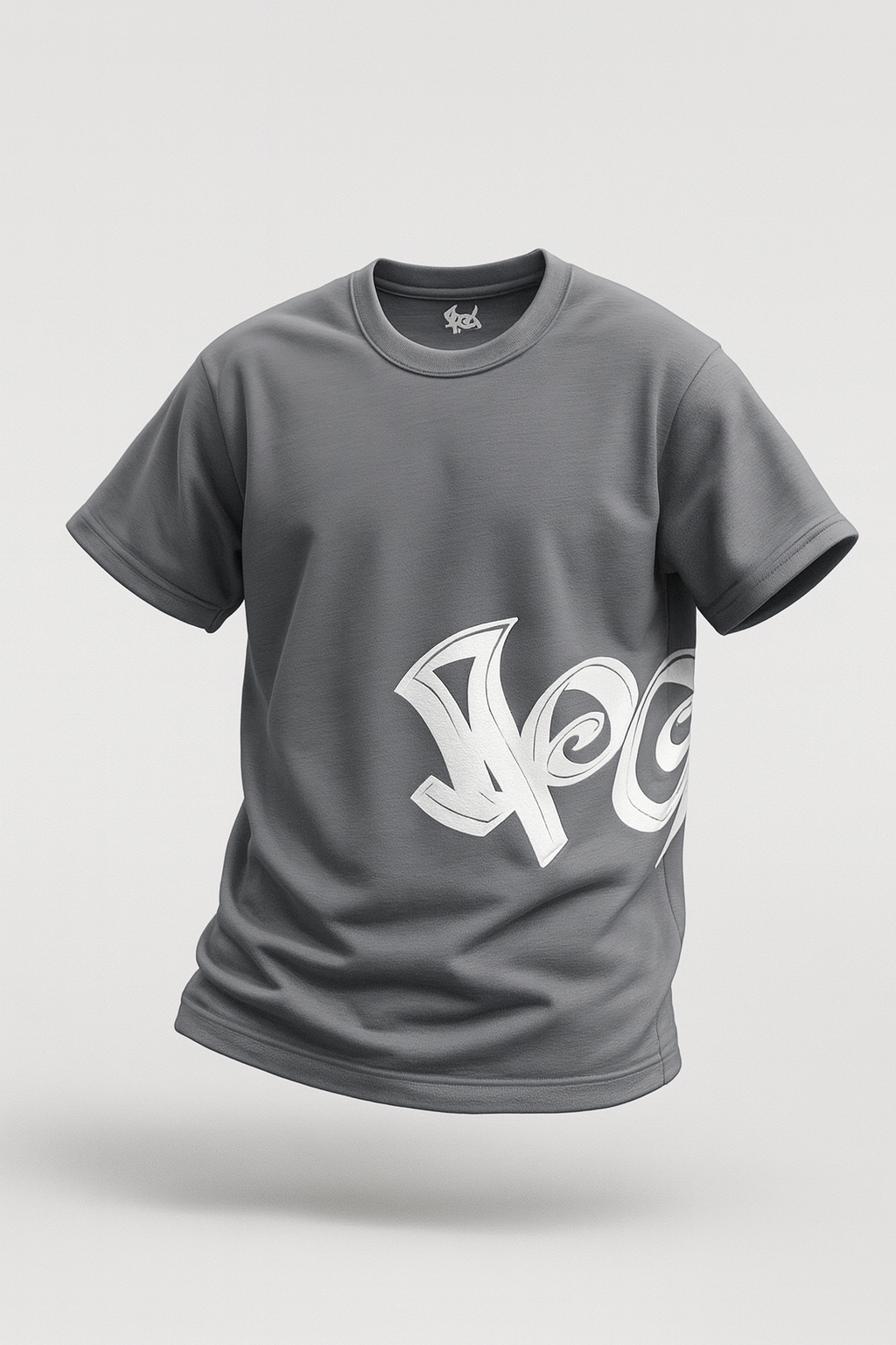 Basic T-shirt with a round neck and rolled-up sleeves